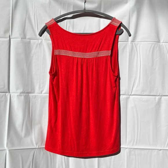 Skies Are Blue Taina Embroidery Detail Knit Top - Picture 5 of 5